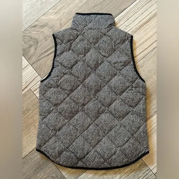 J. Crew Women's Micro Chevron gray black Full Zip Sleeveless quilted Vest fall S - Picture 3 of 11